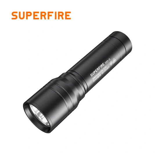 SUPERFIRE S33-C Lampe de poche tactique lumineuse de 209 Lumens