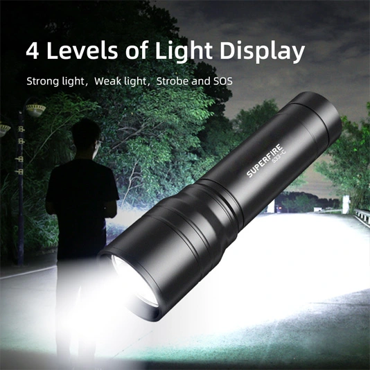 SUPERFIRE S33-C Lampe de poche tactique lumineuse de 209 Lumens
