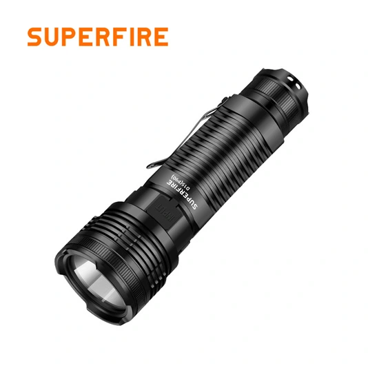 SUPERFIRE D15 P90 36W Lampe de poche haute puissance