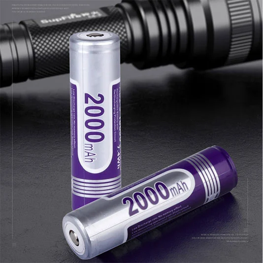 Batterie au lithium rechargeable 2000mAh 3.7 Volt,