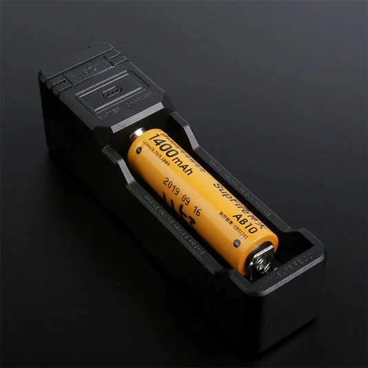 SUPERFIRE AC16 Chargeur USB sûr et sécurisé