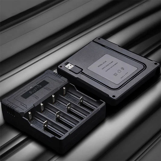 SUPERFIRE AC46 Batterie Chargeur USB 18650