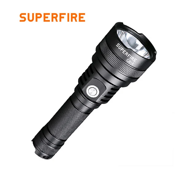 SUPERFIRE C8-E 600 Lumens Mini lampe de poche tactique rechargeable